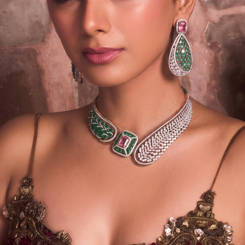 A masterclass in modern high-jewelry design.