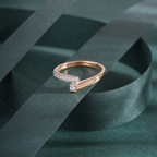 Twisted Glow Diamond Ring